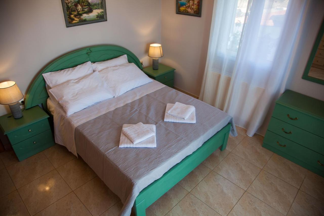 Villa Mary Dhorizata Exterior photo